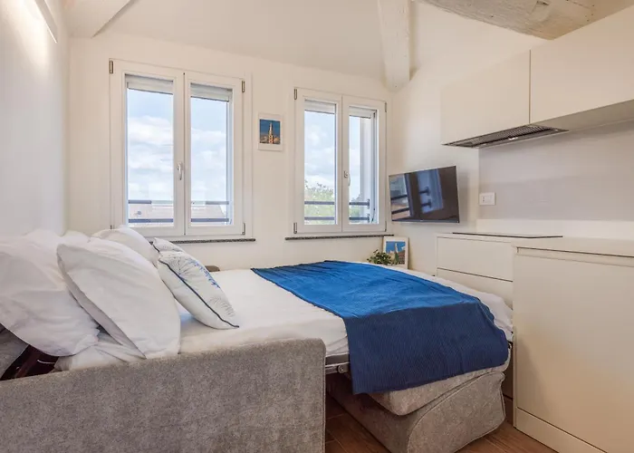 Corso Adriano 13 - La Torre Μόντενα